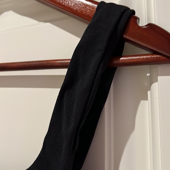 Babaton crop tank - Picture 2 of 4